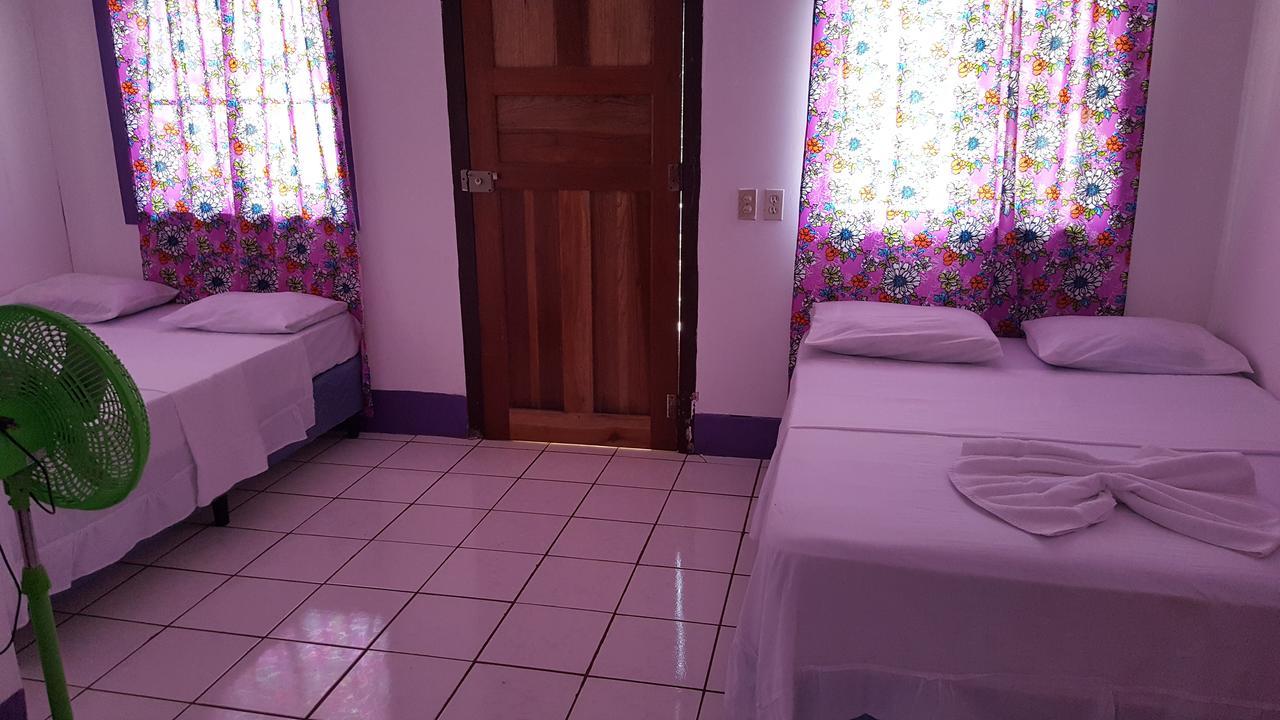 Hotel Sea View Islas del Maíz Exterior foto